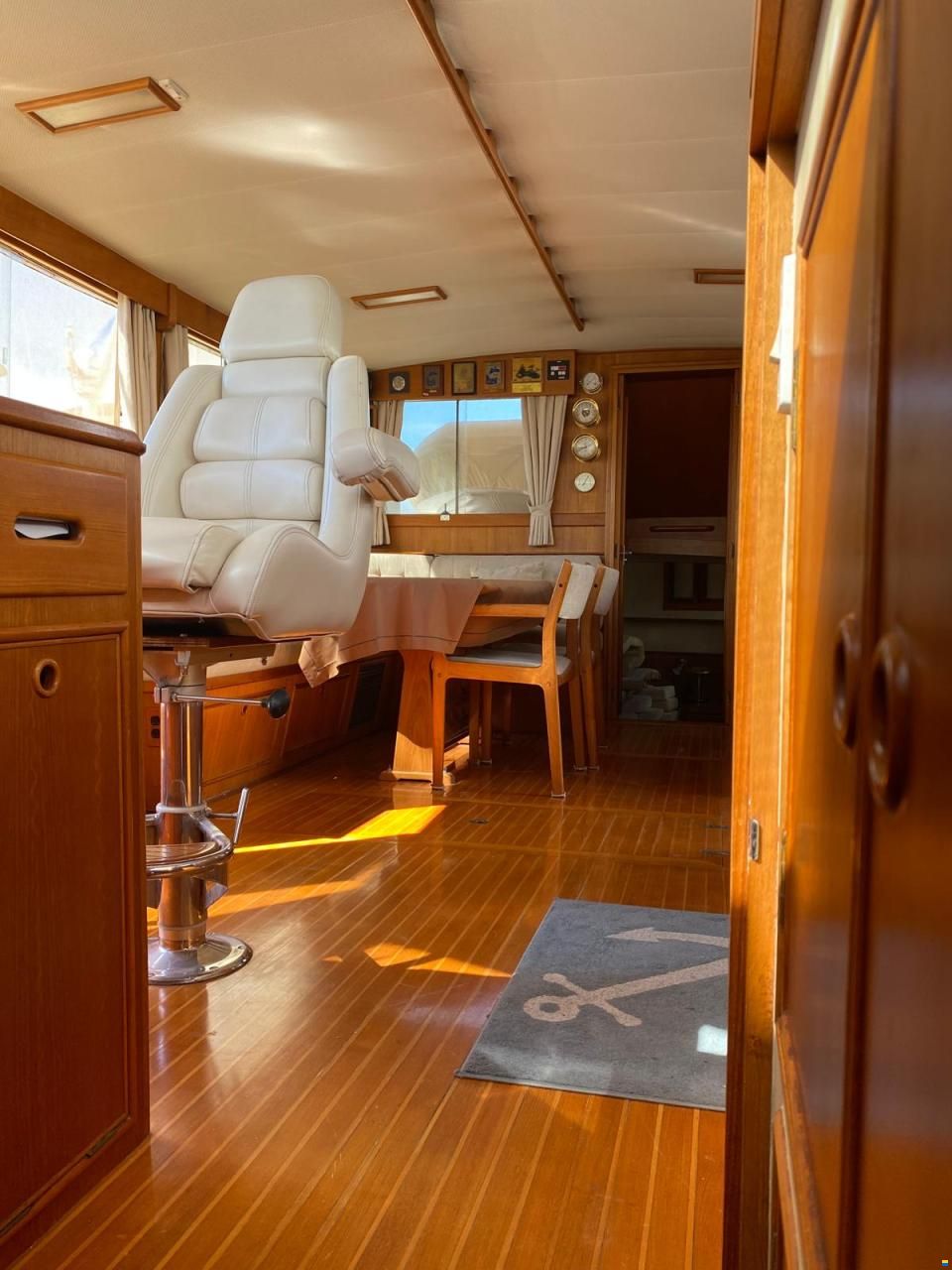 Grand Banks 42