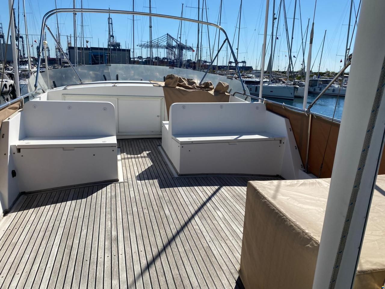 Grand Banks 42