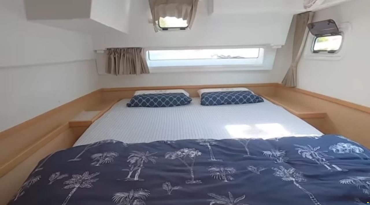 Lagoon 42