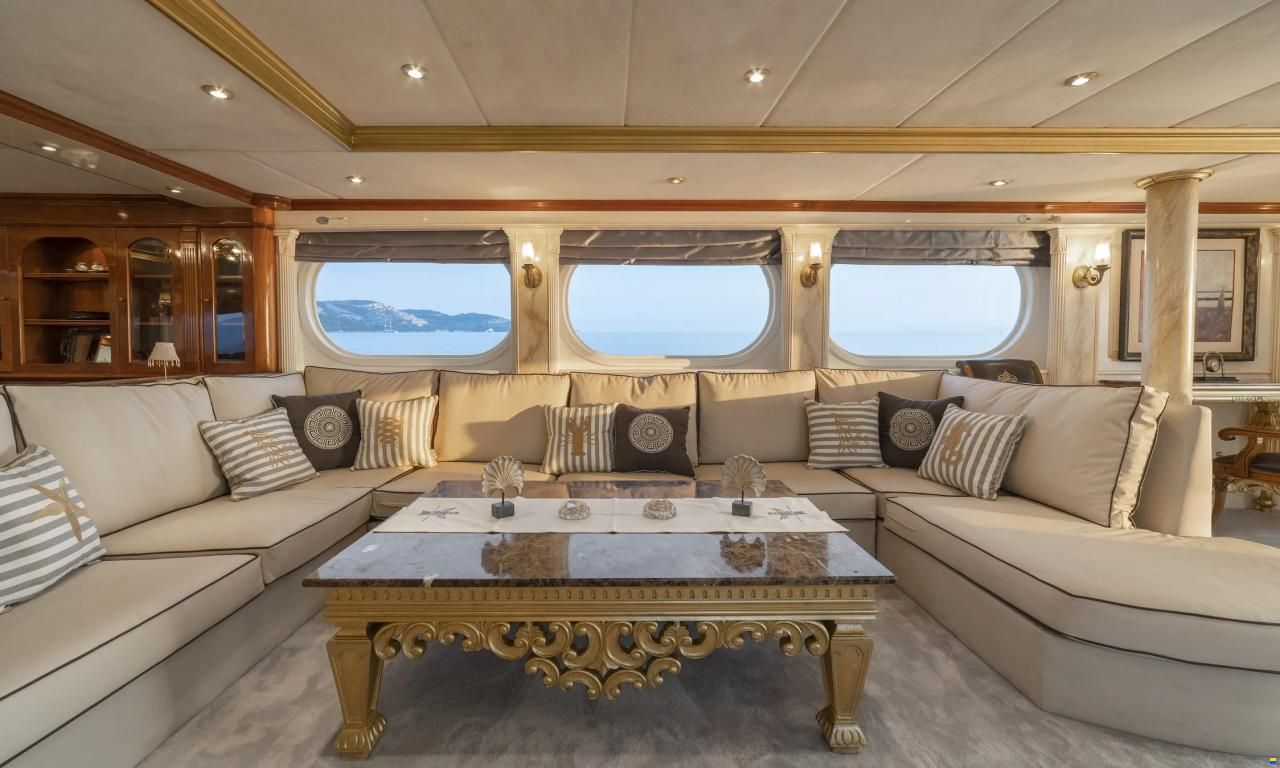 Lurssen motor yacht 147'