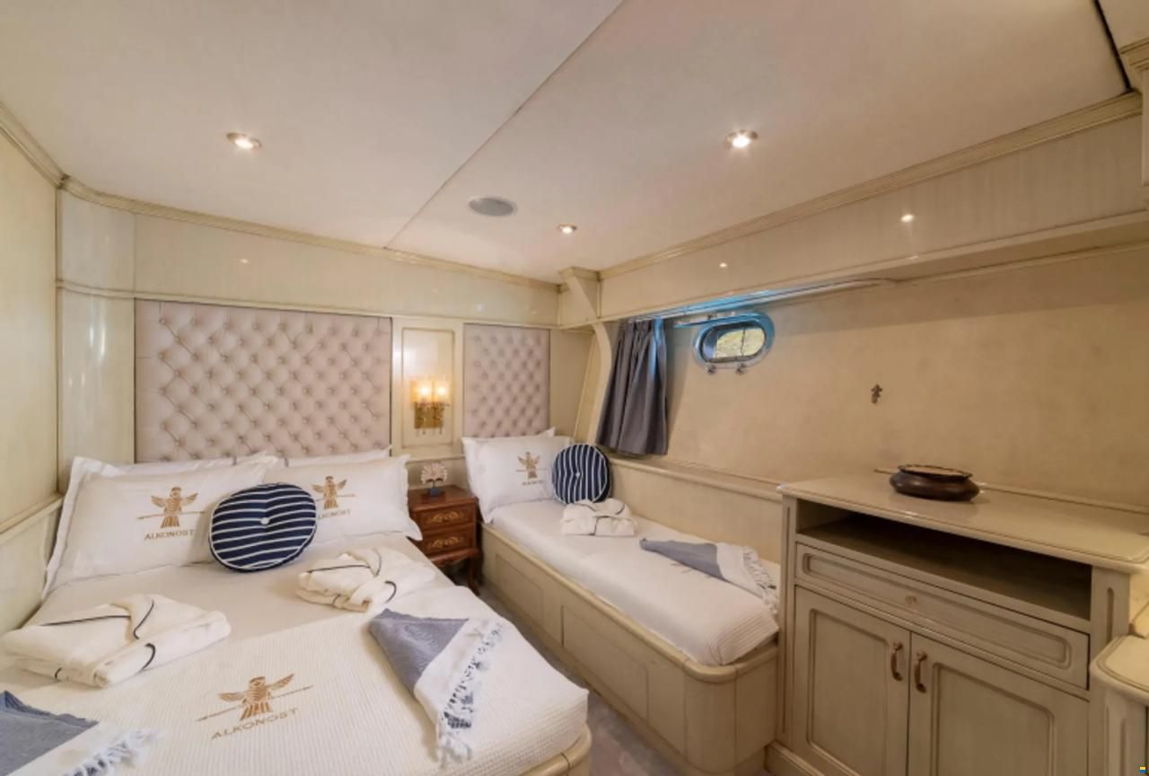 Lurssen motor yacht 147'