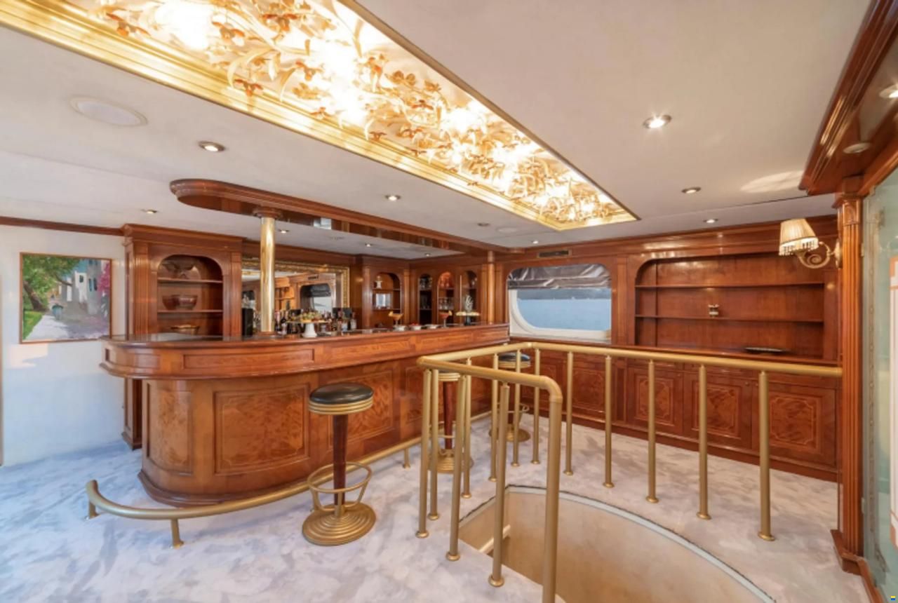 Lurssen motor yacht 147'