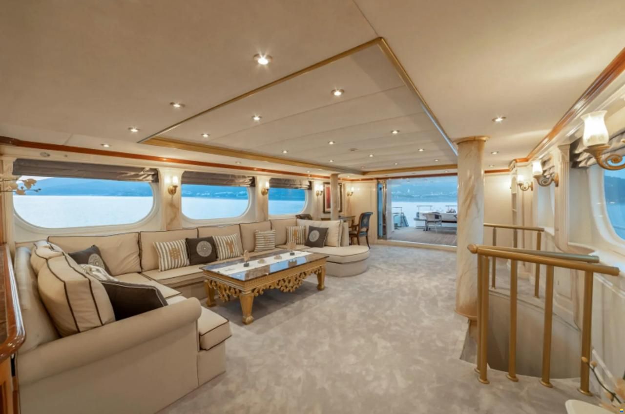 Lurssen motor yacht 147'