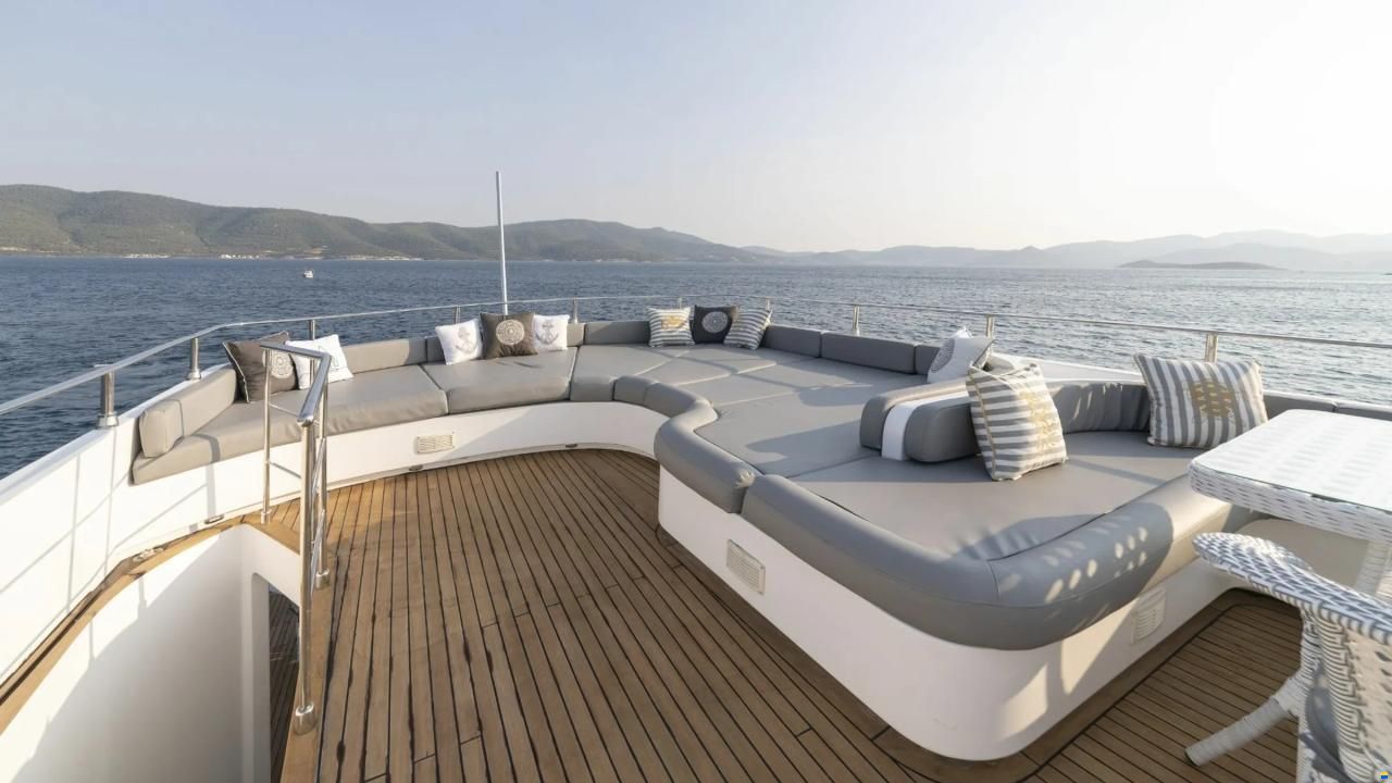 Lurssen motor yacht 147'