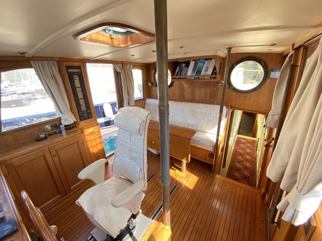 L&uuml;rssen motor yacht FRYA 24m