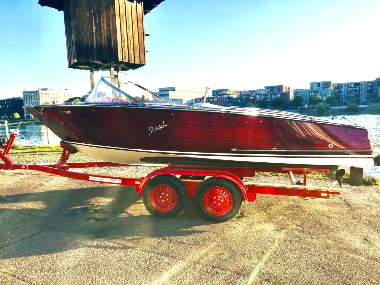 Boesch 560 Sundeck