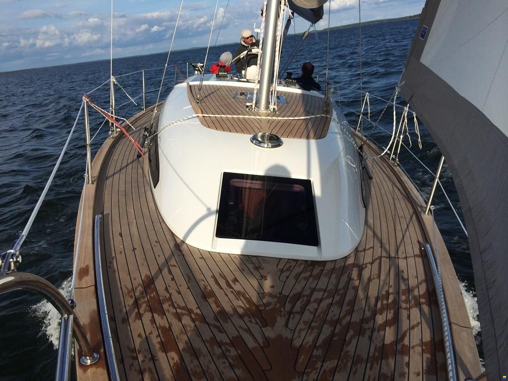 Bora 335