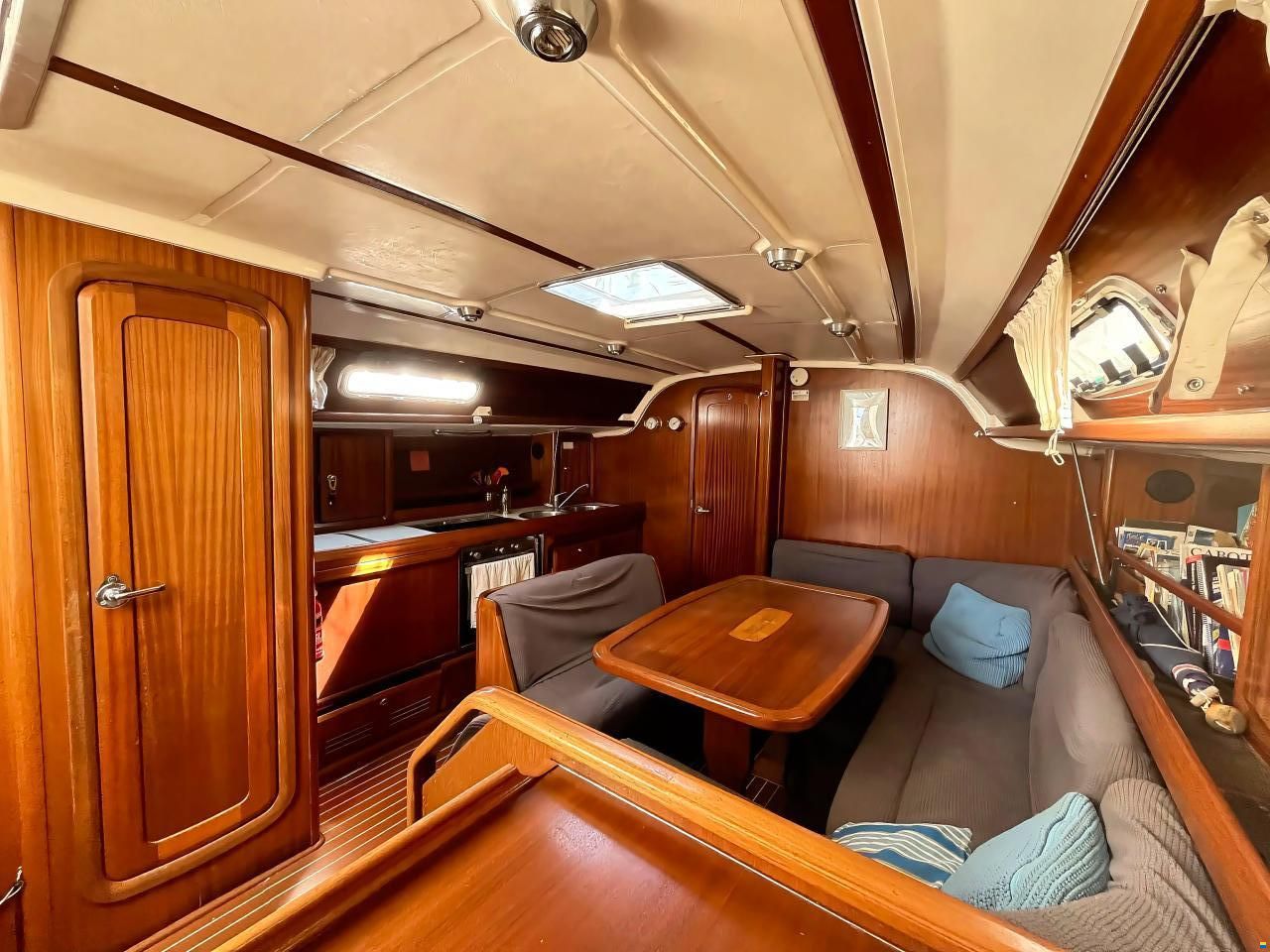 Bavaria 38 Holiday