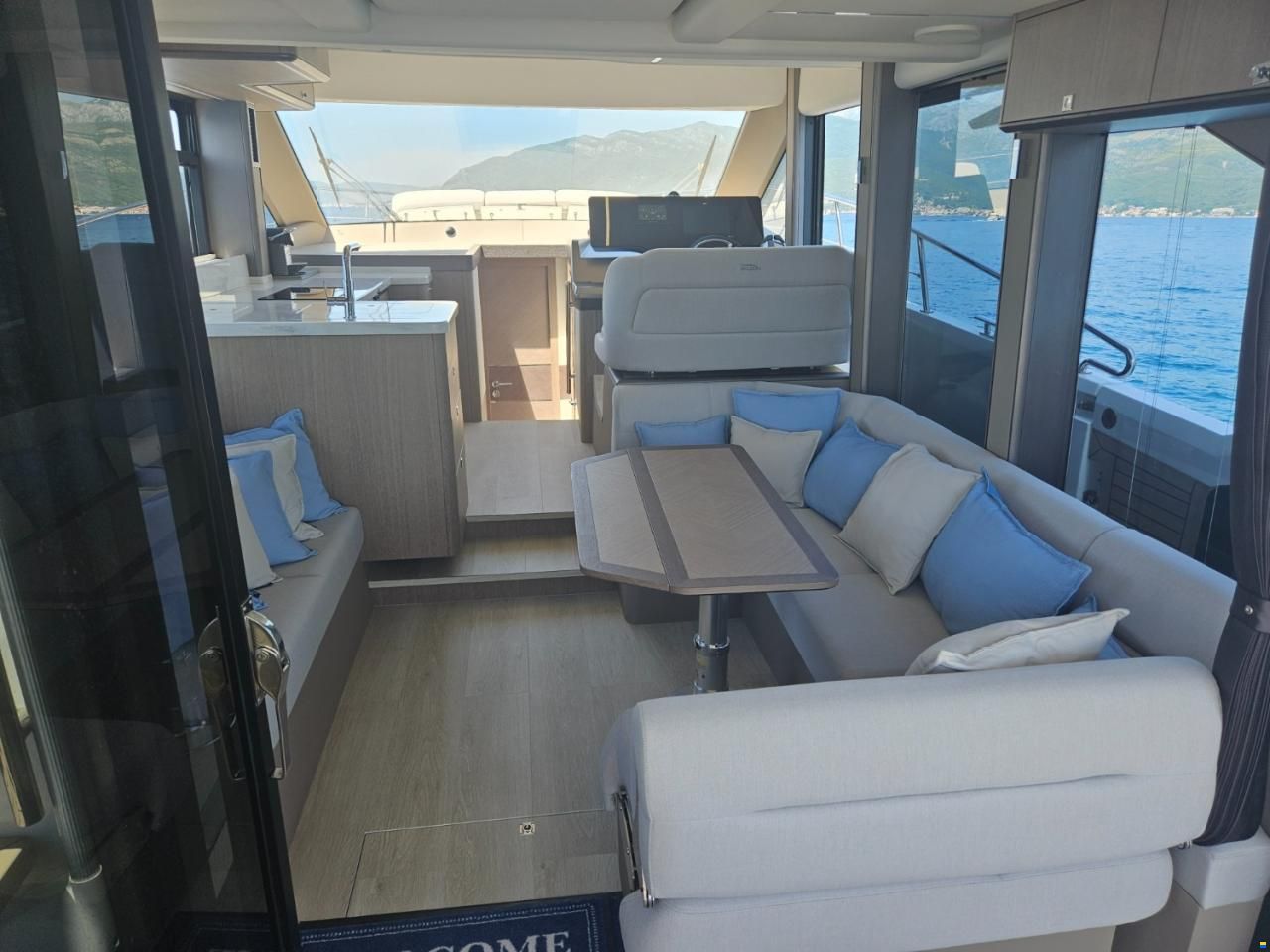 Galeon 440 Fly