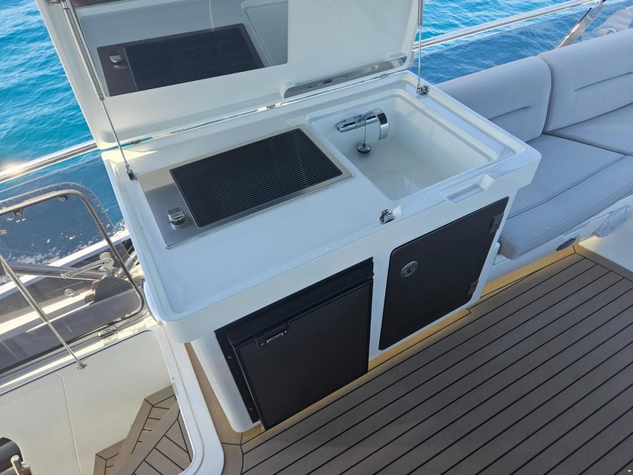 Galeon 440 Fly