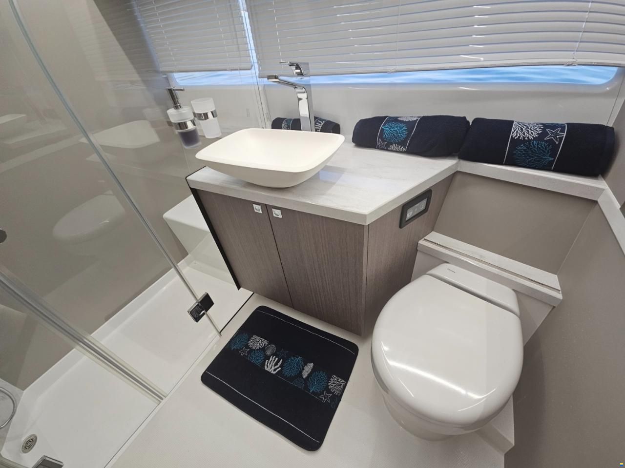 Galeon 440 Fly