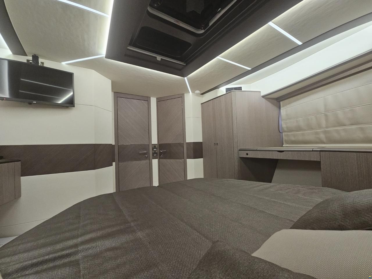 Galeon 440 Fly