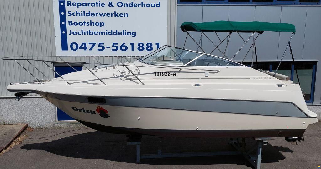 Maxum 2400 SCR