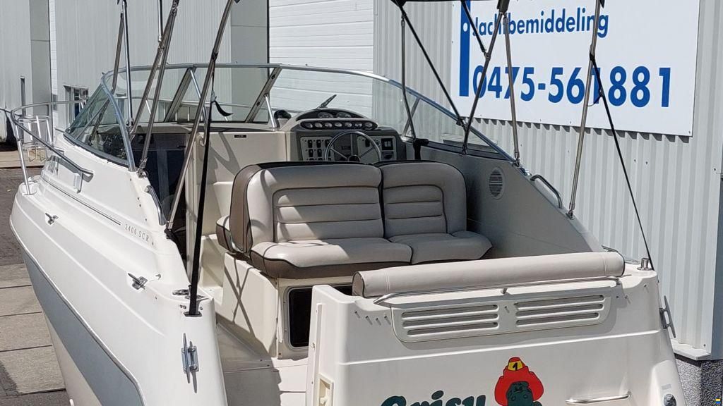 Maxum 2400 SCR