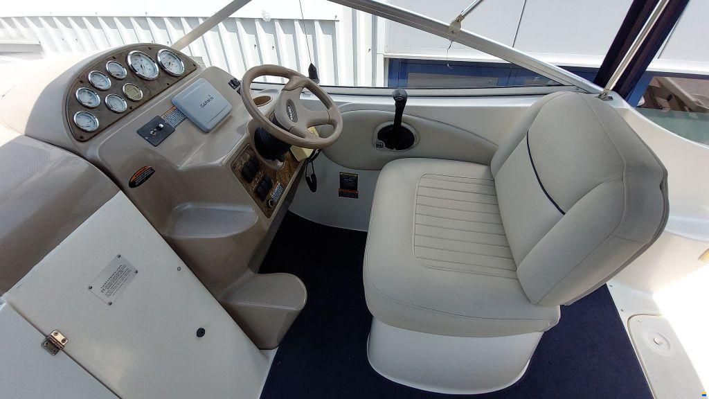 Bayliner 265