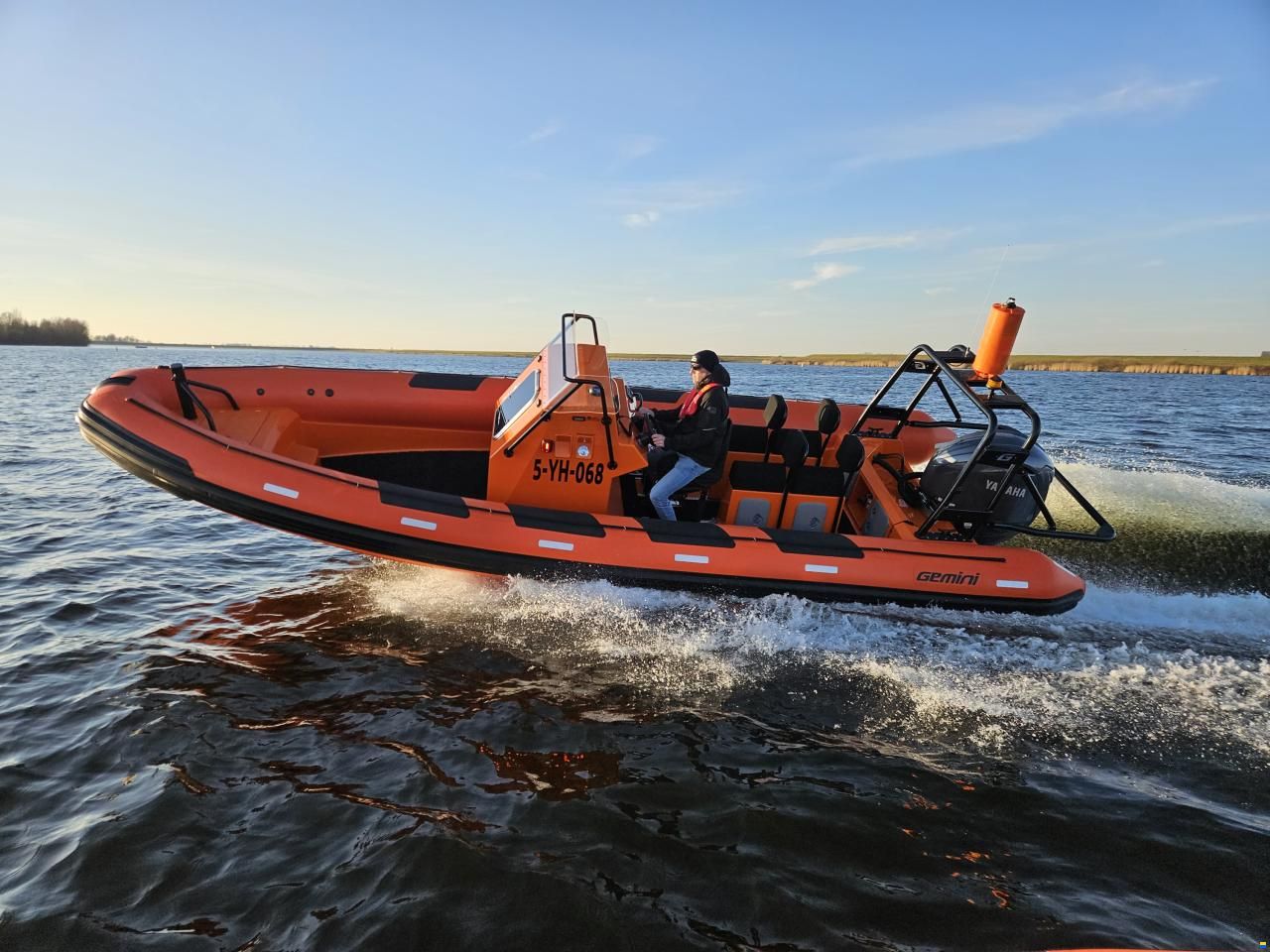 Gemini WR780 Support RIB