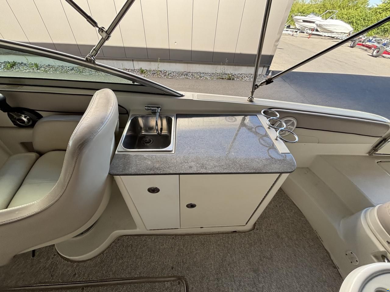 Sea Ray 280 Sundeck