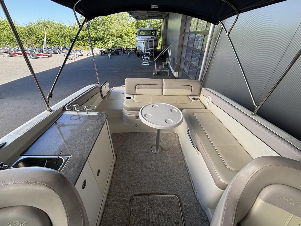 Sea Ray 280 Sundeck