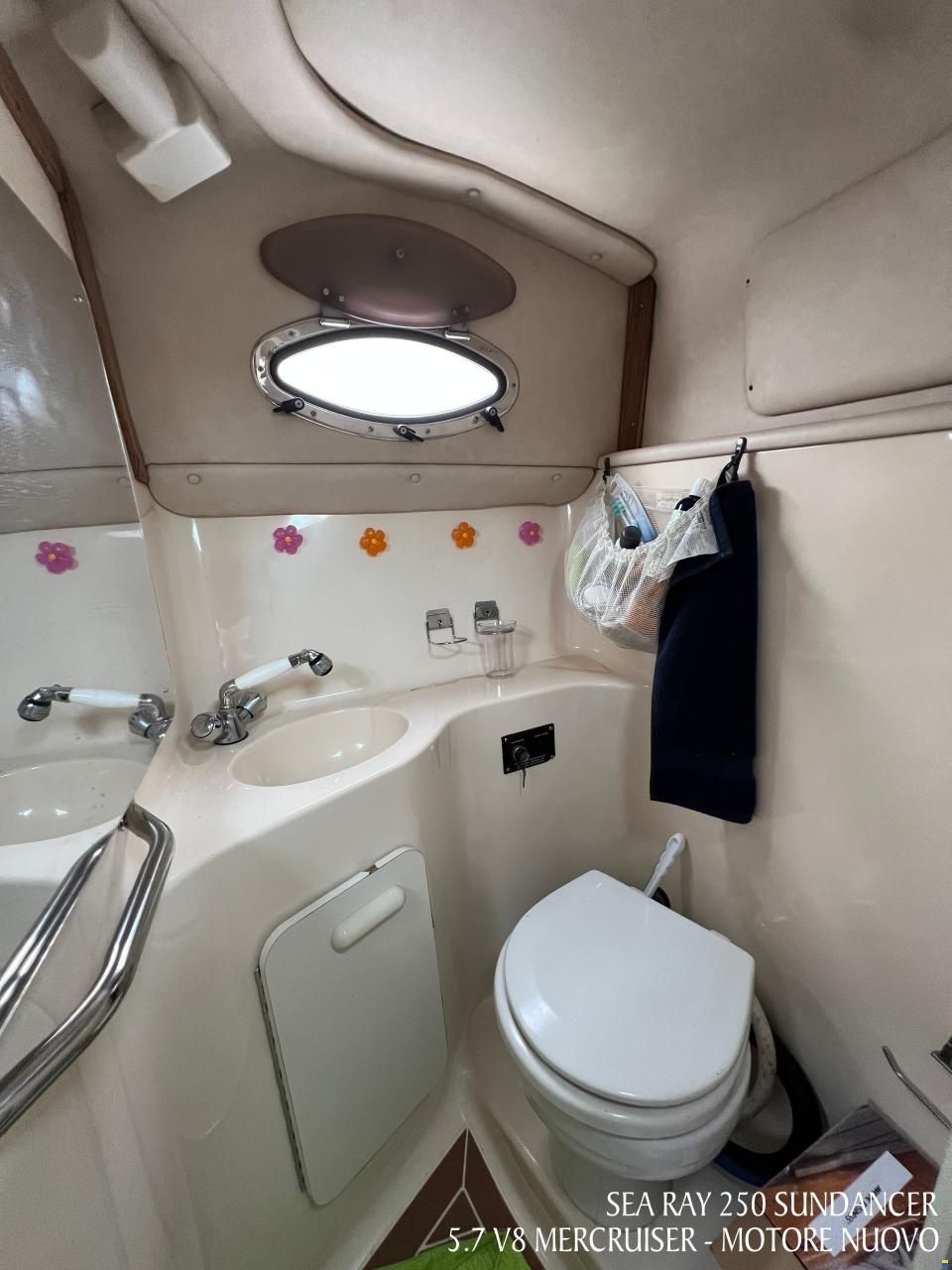 Sea Ray 250 Sundancer