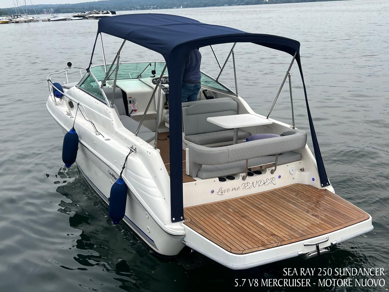 Sea Ray 250 Sundancer