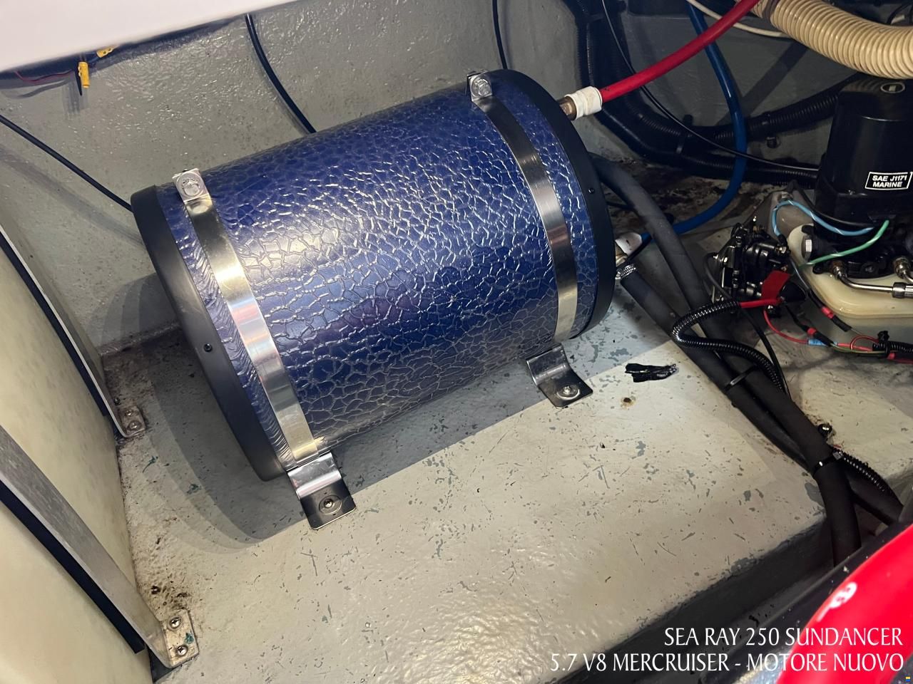 Sea Ray 250 Sundancer