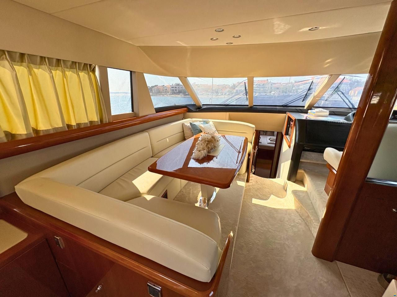 Princess 21M