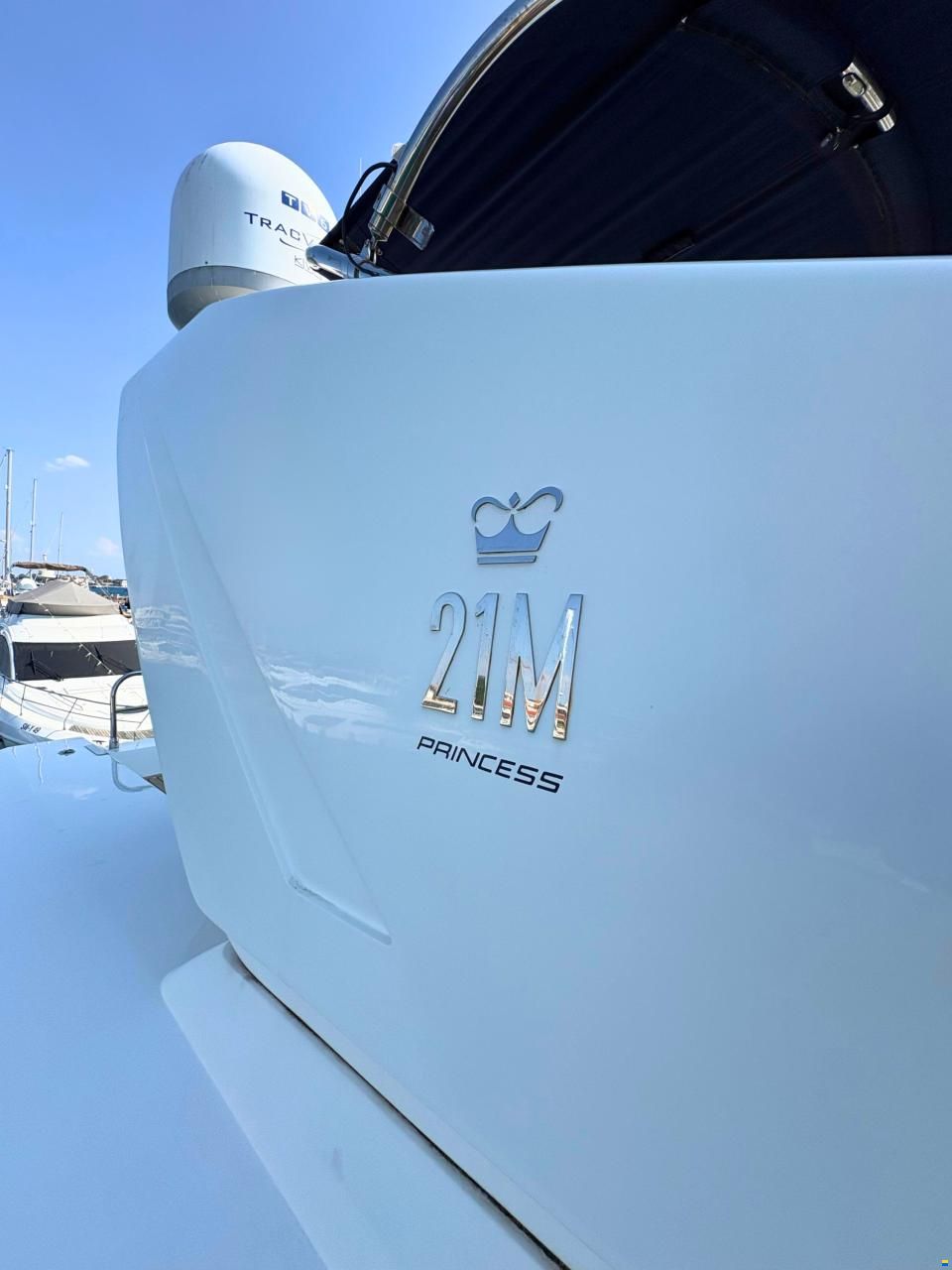 Princess 21M