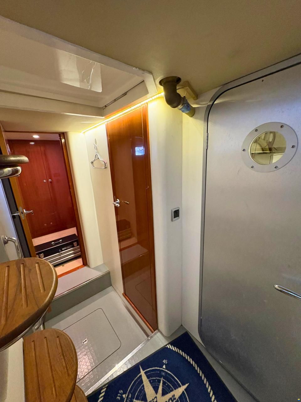 Princess 21M