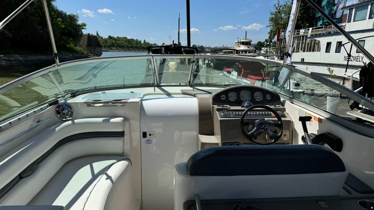 Rinker 280