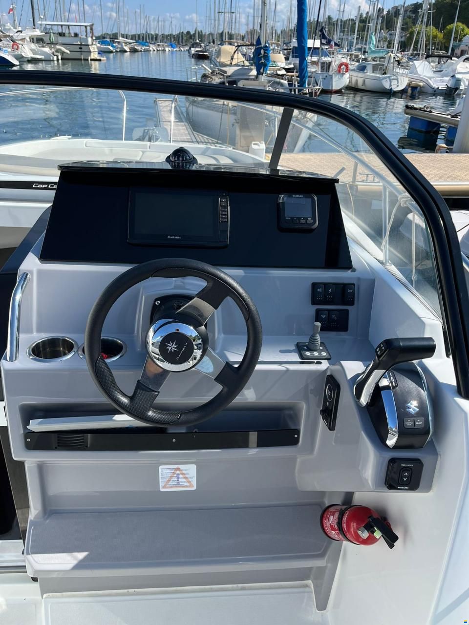 Jeanneau CAP CAMARAT 7.5 WA SERIE 3