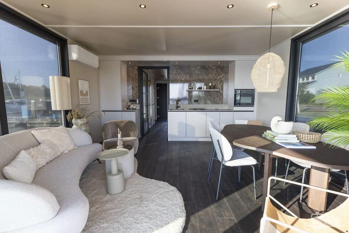SL Houseboat Marina Den Oever
