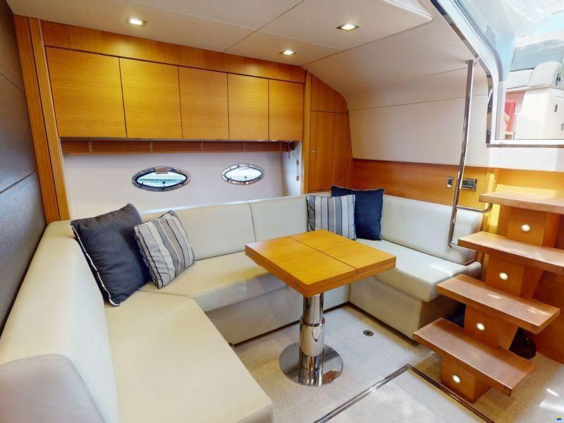 Sunseeker Portofino 48