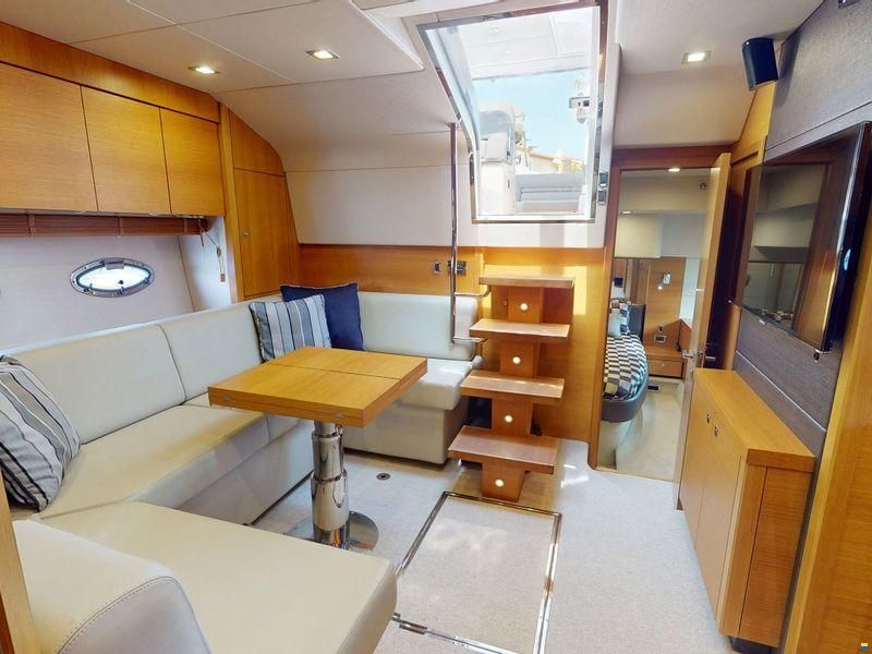 Sunseeker Portofino 48