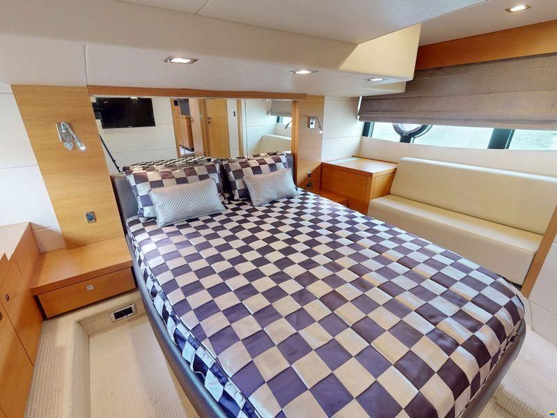 Sunseeker Portofino 48