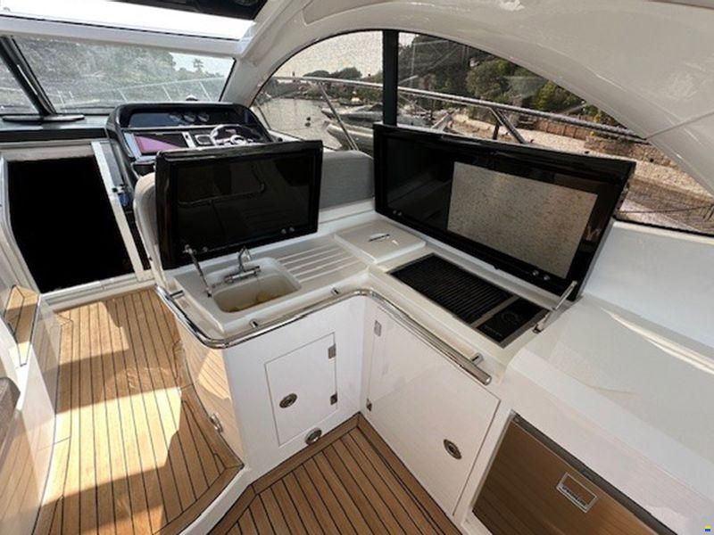 Sunseeker Portofino 48