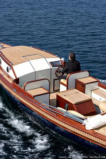 Alen Yacht 305