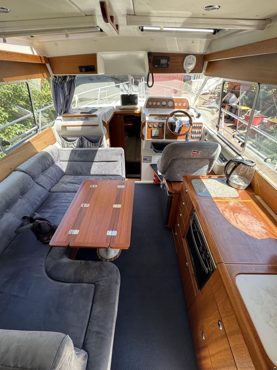 Nimbus 320 Coupe