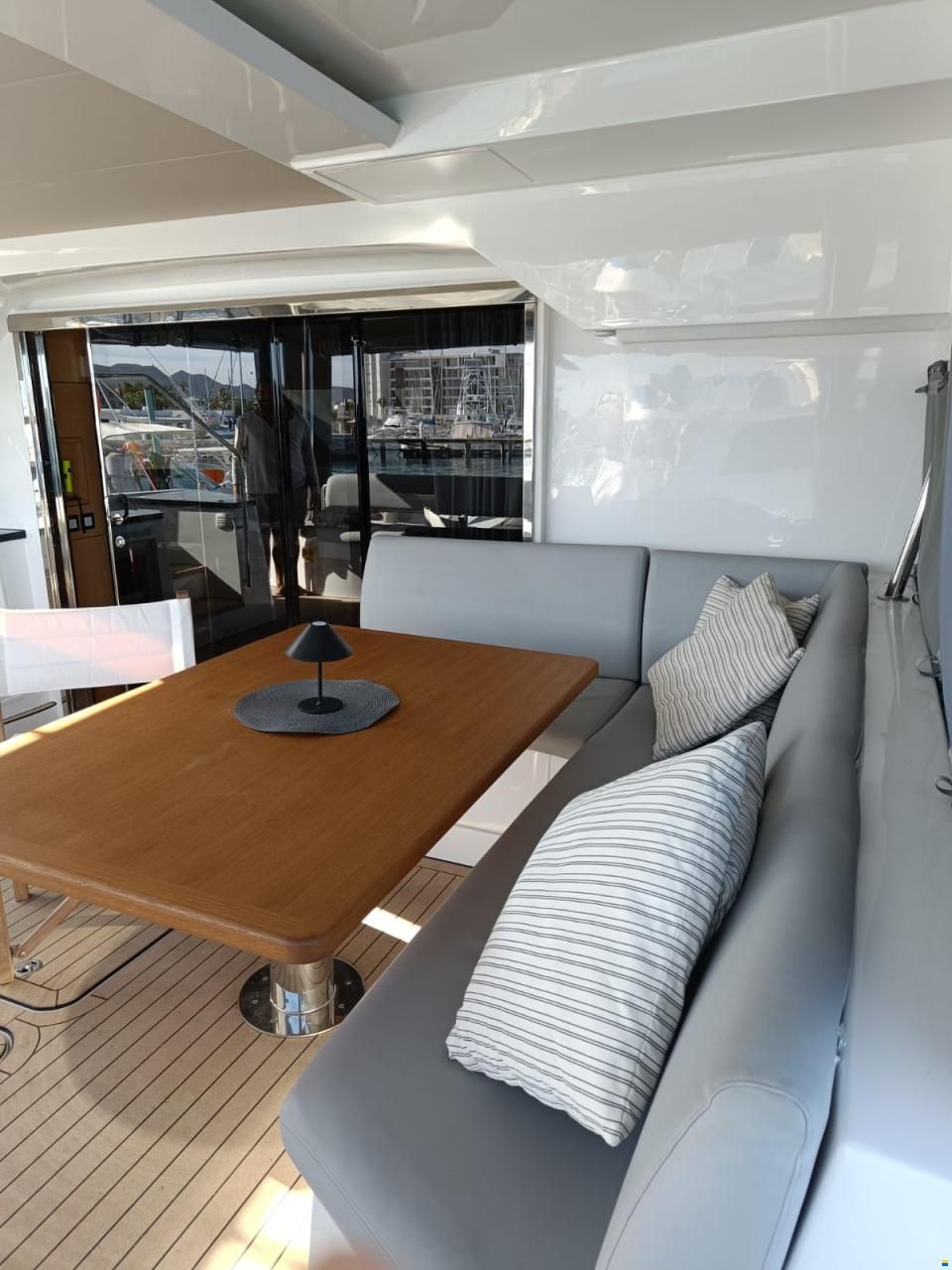 Privil&egrave;ge PRIVILEGE 640