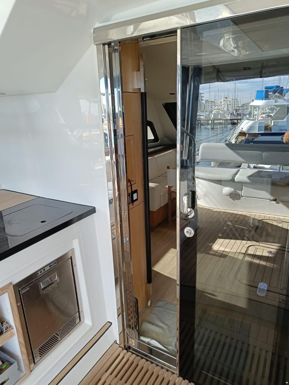 Privil&egrave;ge PRIVILEGE 640