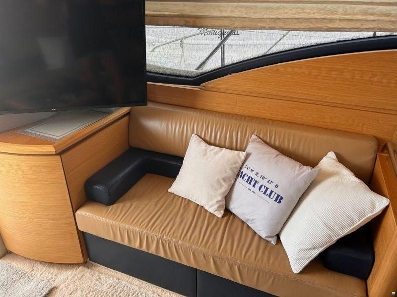 Azimut 43