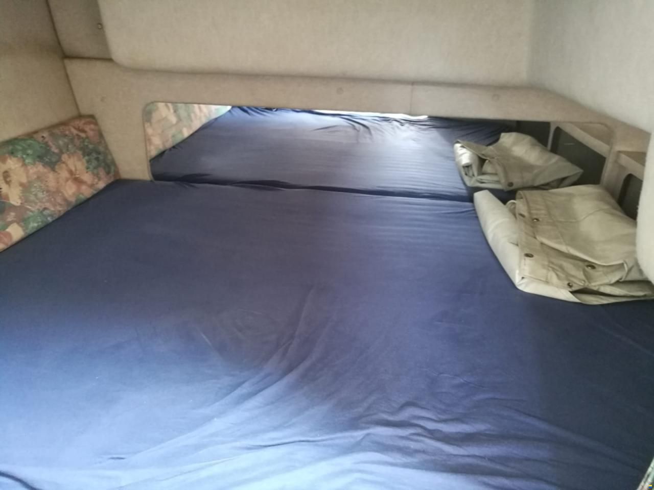 Regal 272 Valanti