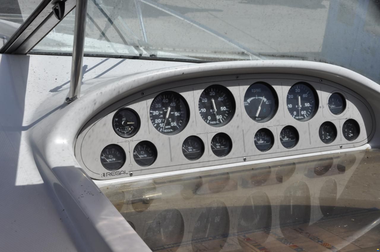 Regal 272 Valanti