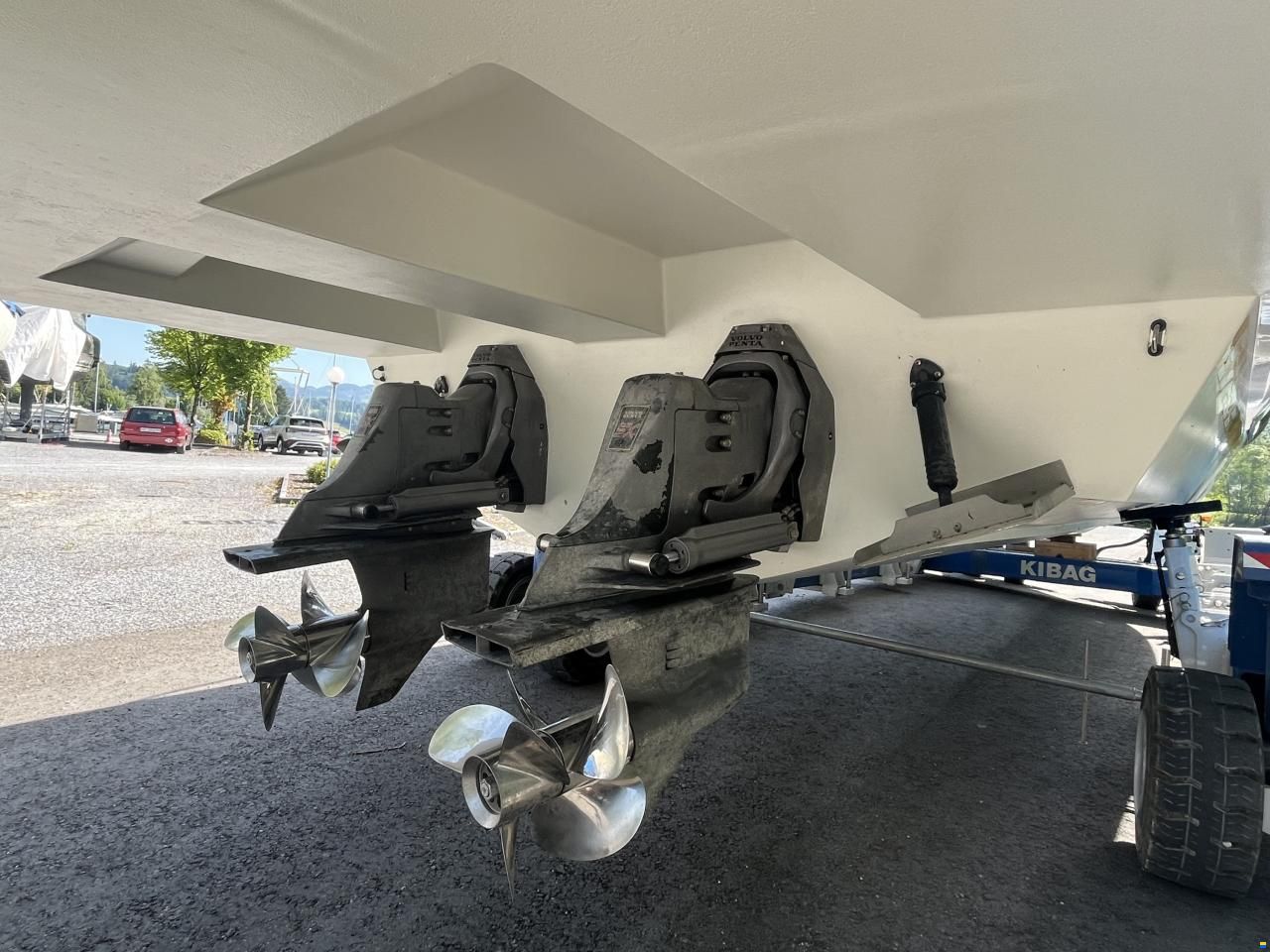 Sunseeker Superhawk 40