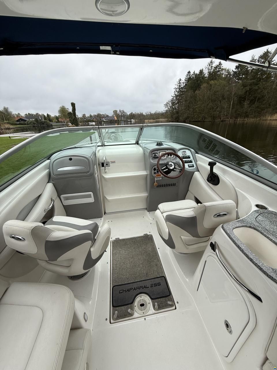 Chaparral 255 SSi