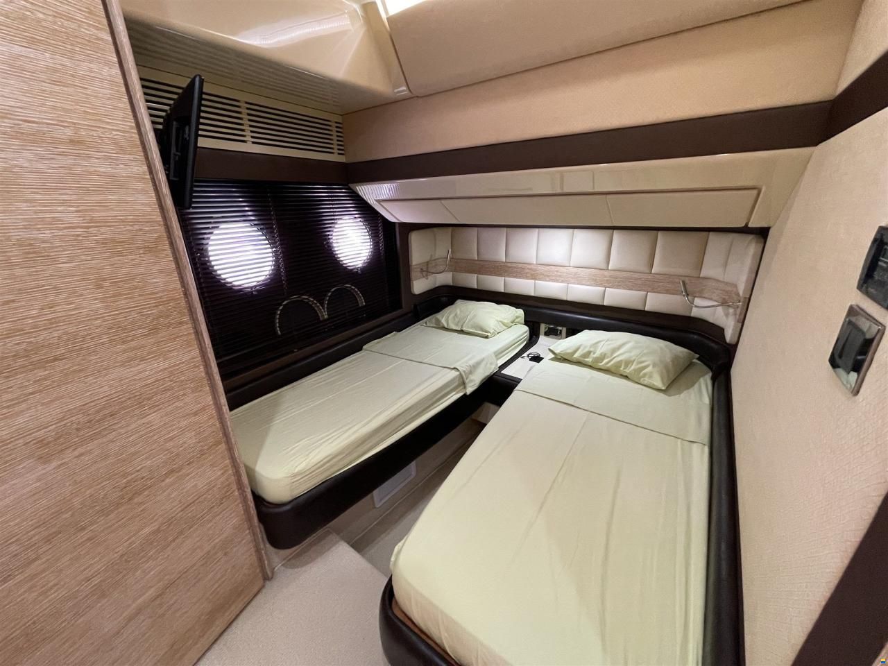 Azimut 64 Flybridge