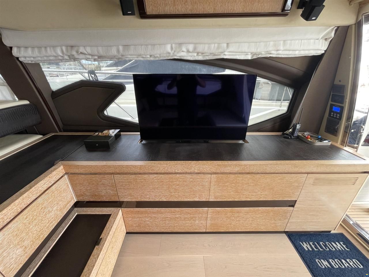 Azimut 64 Flybridge