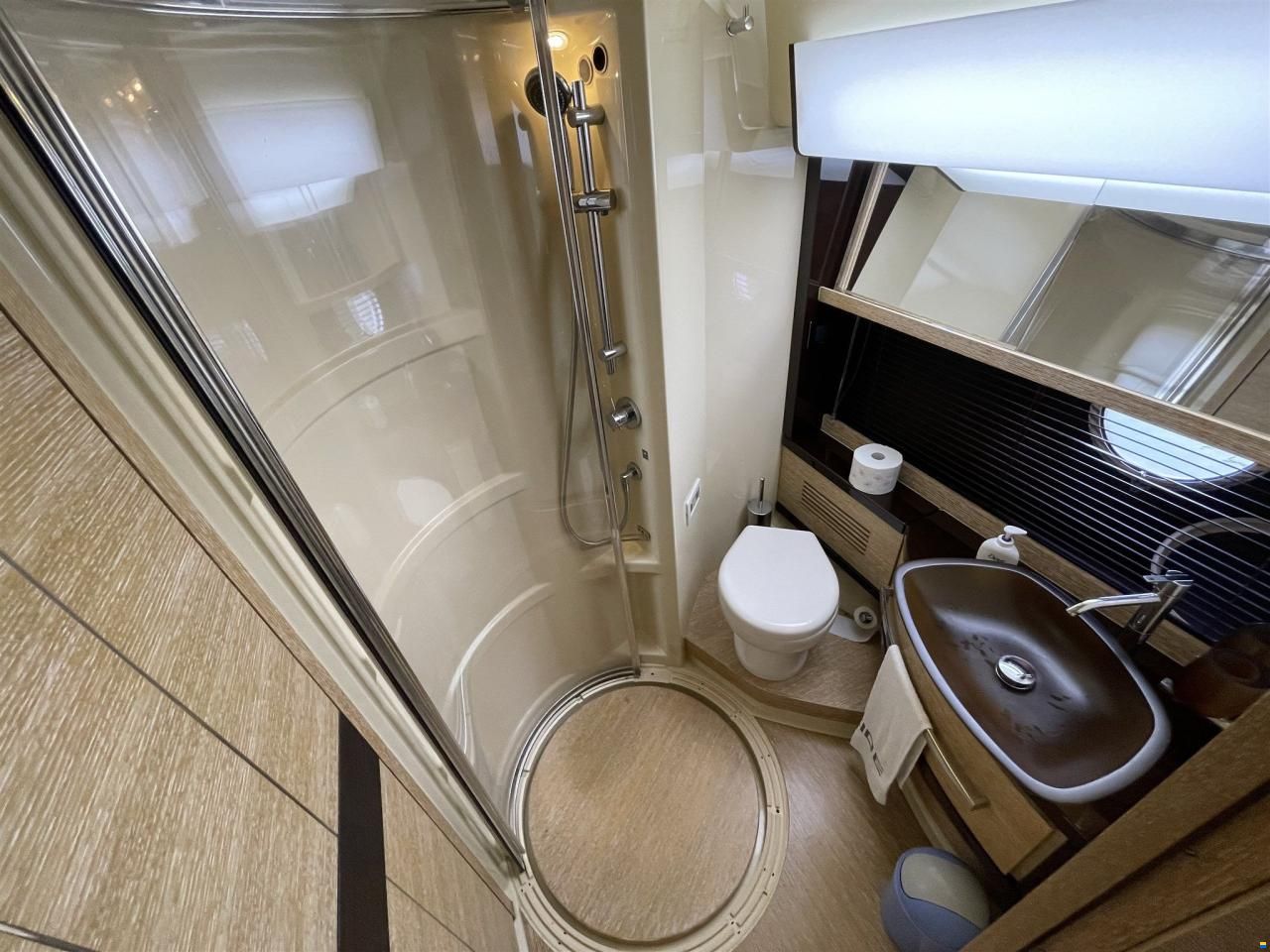 Azimut 64 Flybridge