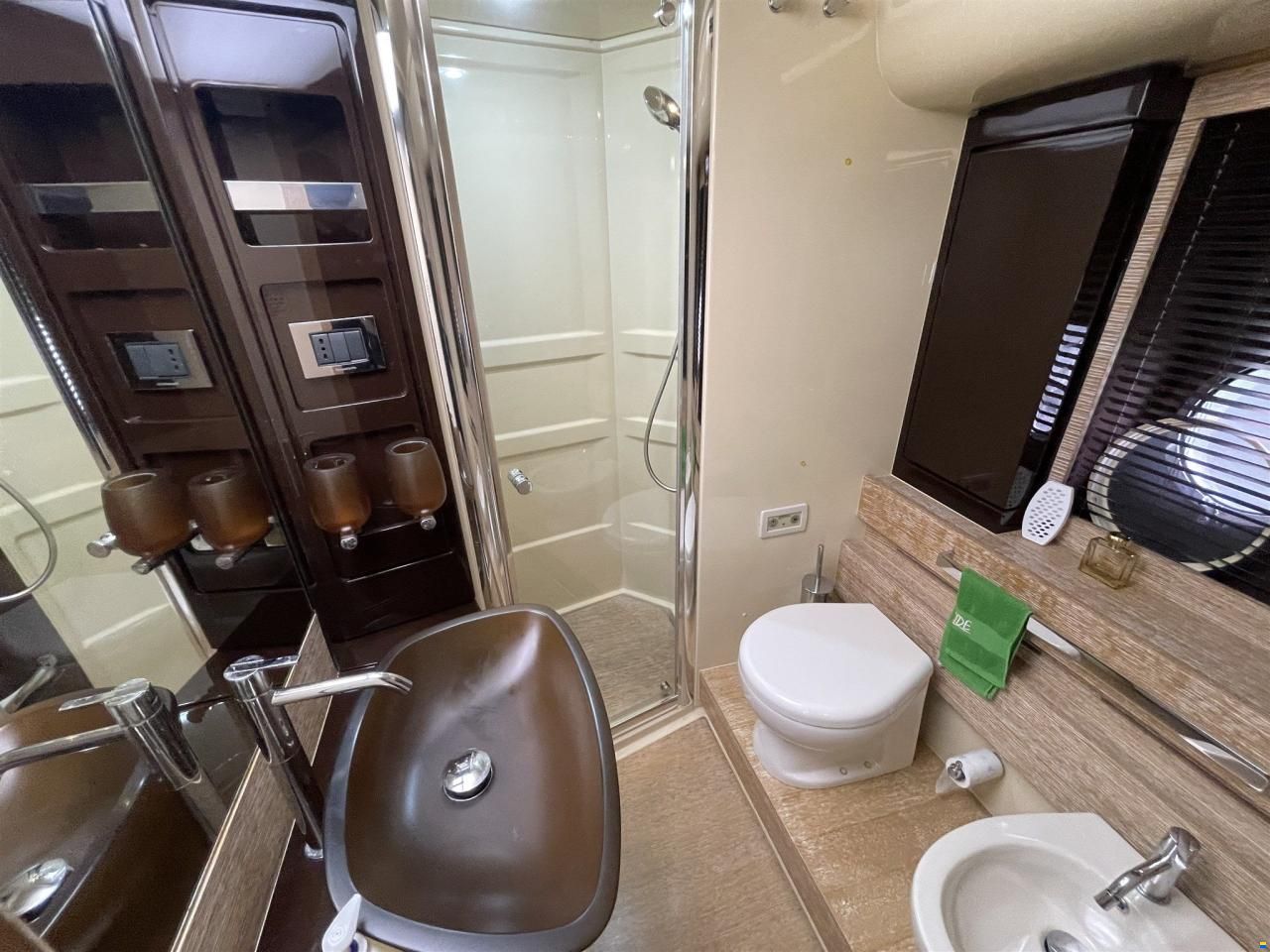 Azimut 64 Flybridge