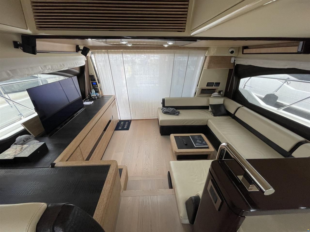 Azimut 64 Flybridge