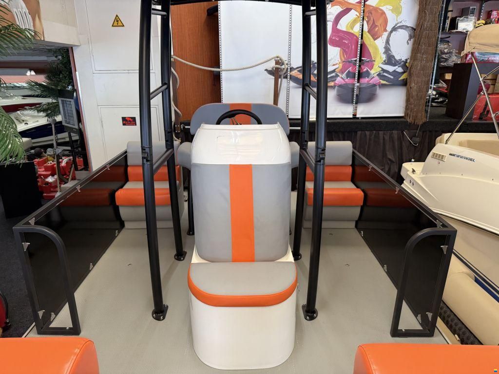 Funcruiser Pontoon 650 - NIEUW